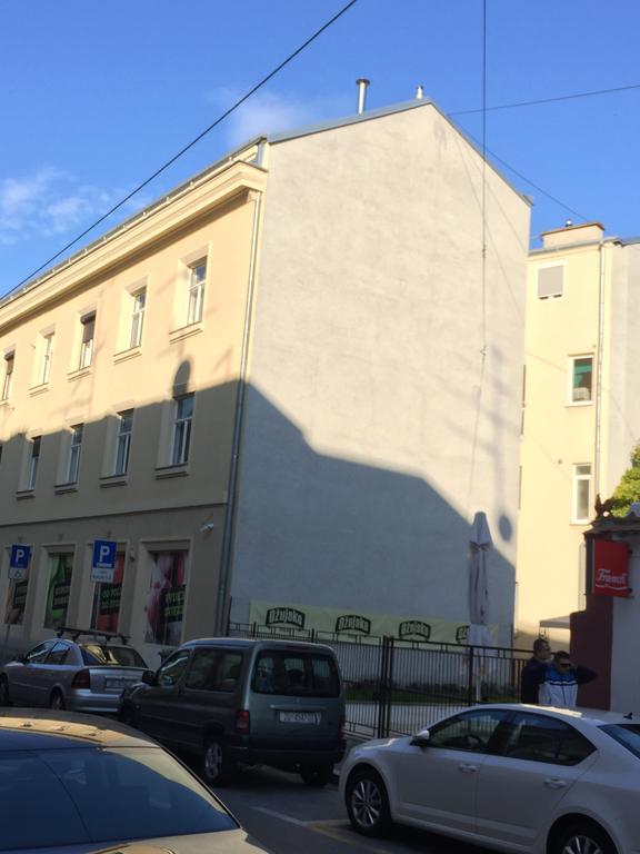 Star Apartment Zagreb Dış mekan fotoğraf